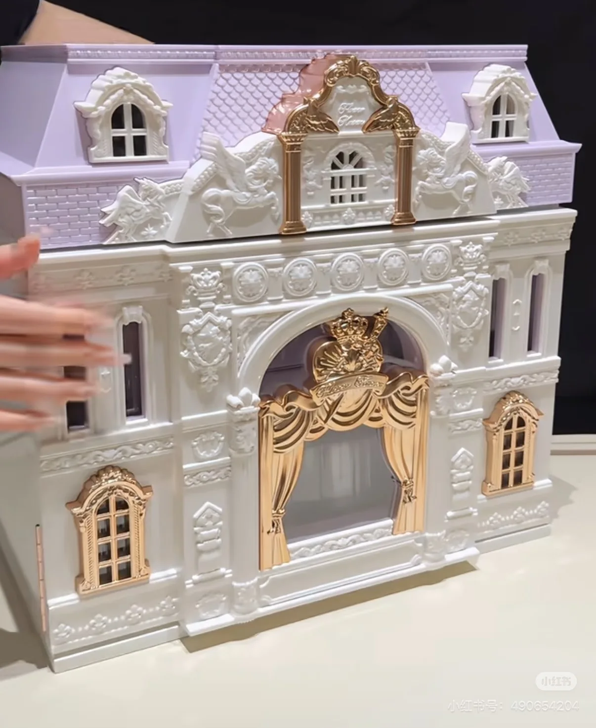 

Flower Knows Knight Unicorn Storage Box Desktop Jewelry Empty Box Showcase Does Not Include Cosmetics Makeup Case