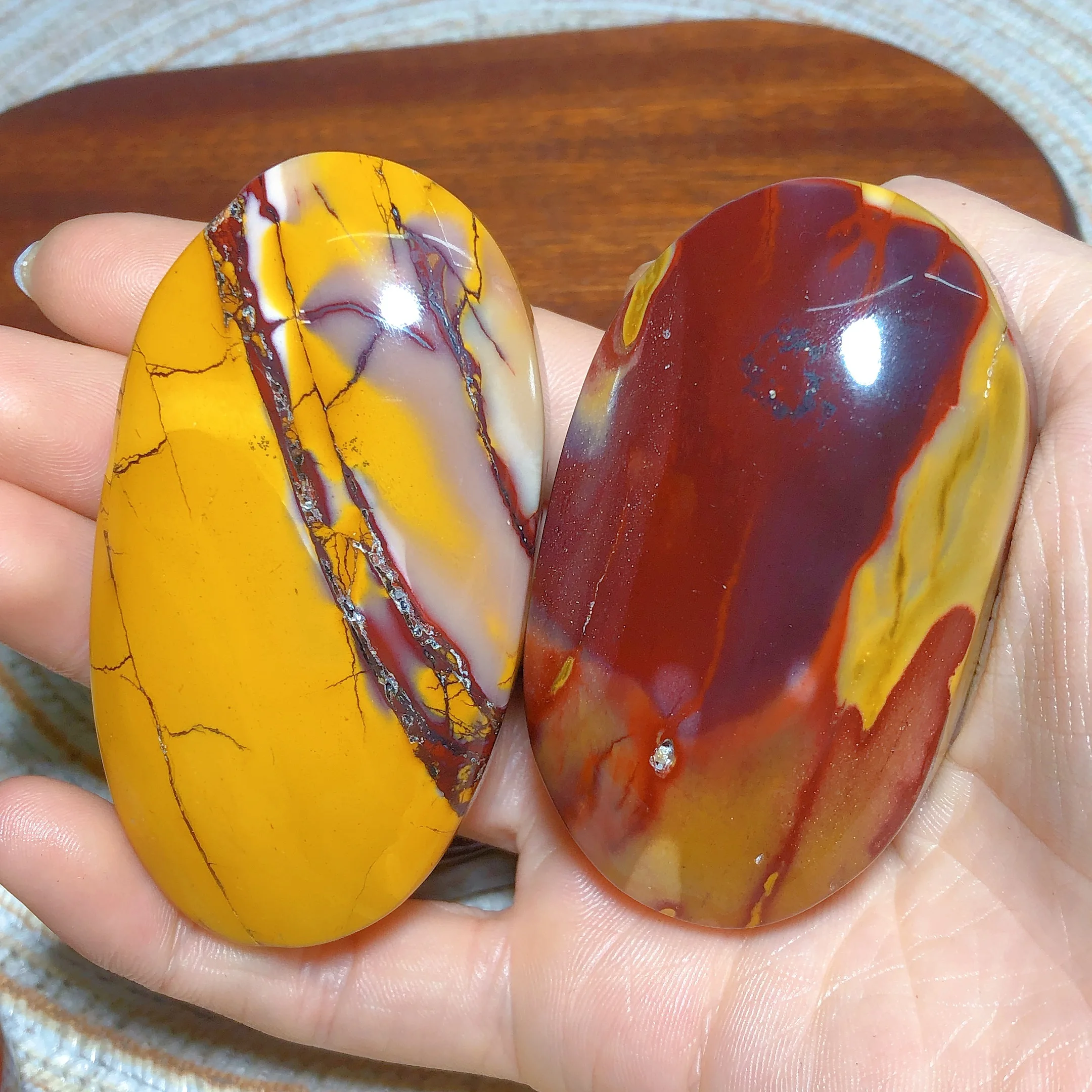 Natural Crystals Mookaite Palms Colorful Bounding Egg High Quality Mineral Energy Ornament Room Decor Gift