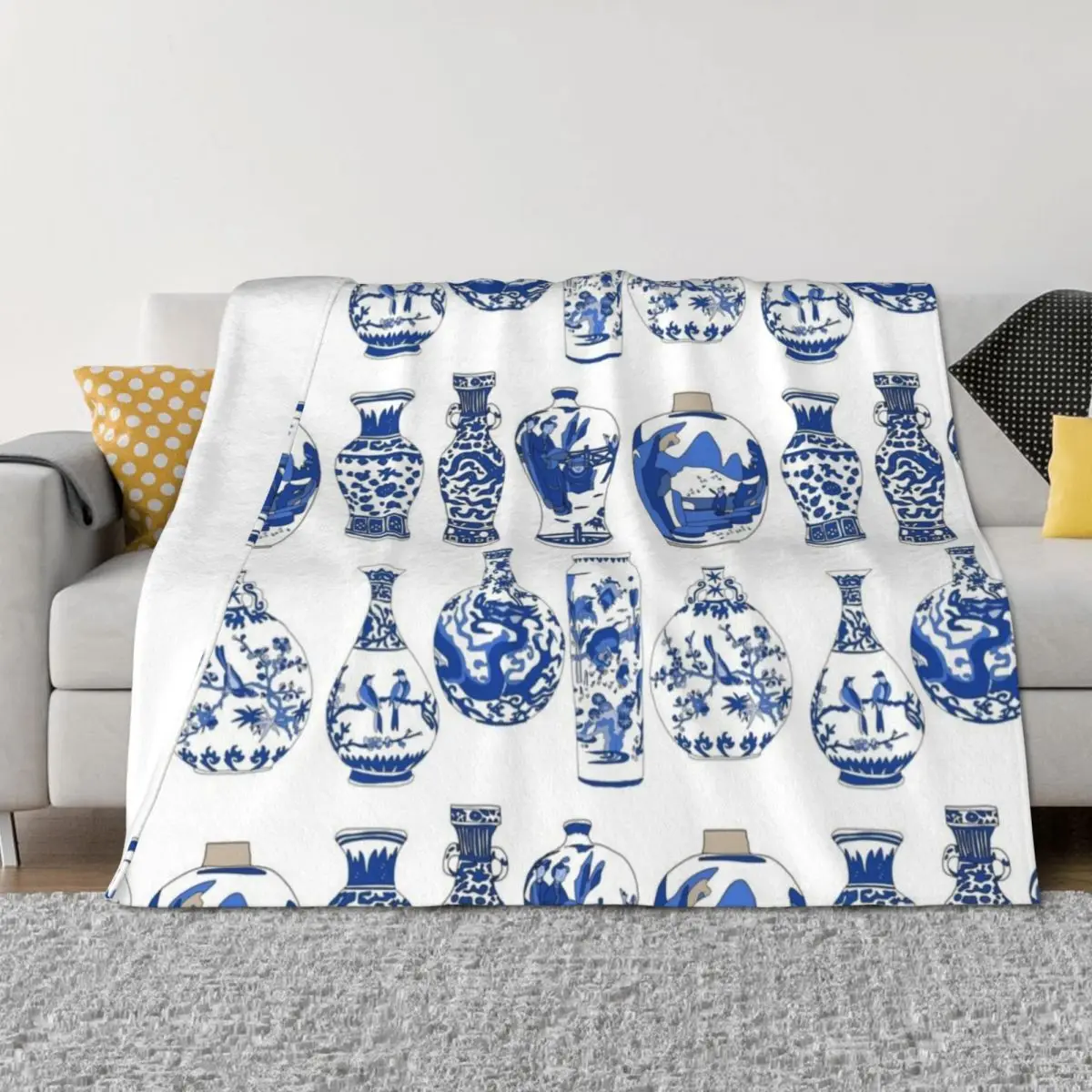 

Blue Oriental Vases Throw Blanket Plush blankets ands Blankets For Bed Blankets