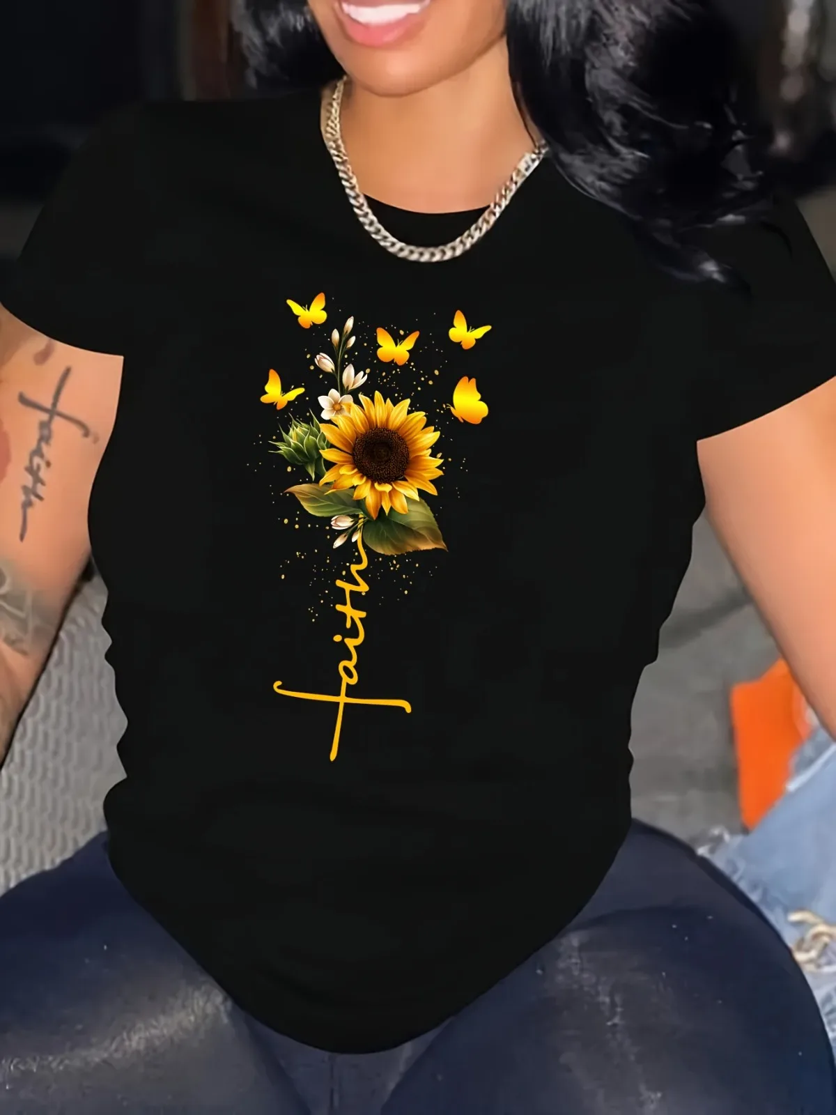 

Women's Casual Pure Cotton Fashion Faith Sunflower Letter Printed Round Neck Short Sleeved T-shirt Suitable for Party Gift Tops
