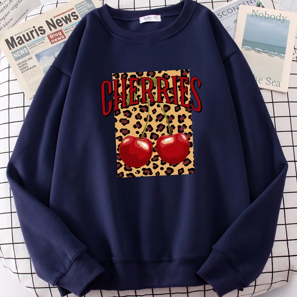 

Leopard Cherry Creative Design Pullovers Women All-Match Fleece Sportswear Autumn Crewneck Sweatshirt Fashion Soft Clothes