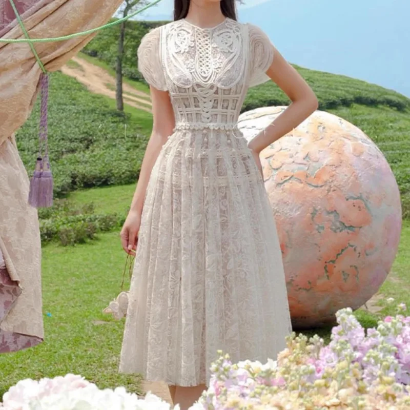 

Vintage Floral Embroidery Lace Dress Bodycon O-neck Summer Holiday Dresses Evening Party Runway Design Women's Clothing