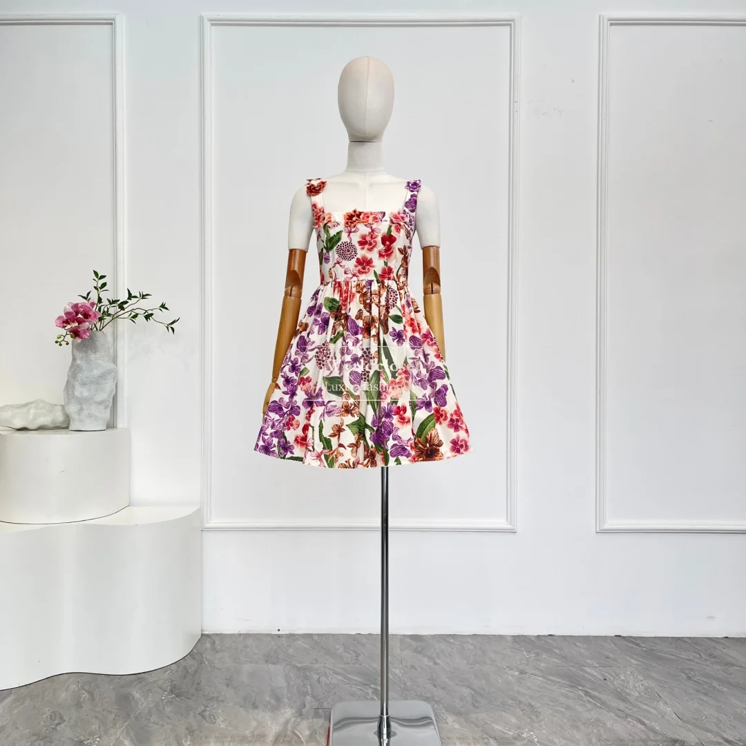 赤紫の花柄プリント花飾り付きノースリーブミニドレス 2025年新作 高品質