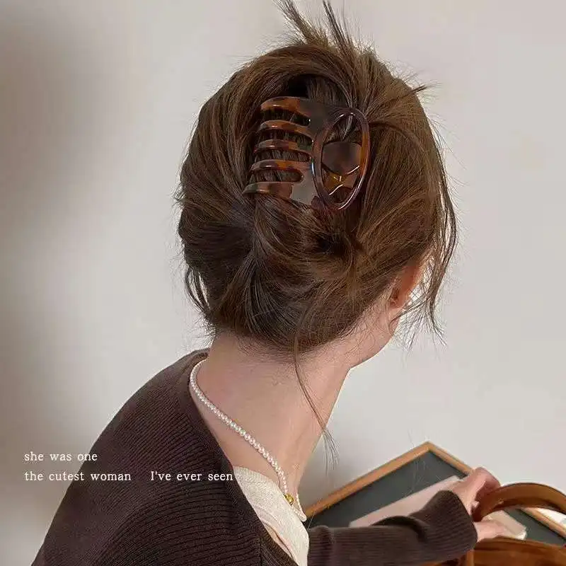 

Retro Fashion New Leopard Print Versatile Headgear Half Ponytail Hair Clip Personalized Hair Holder Hair Accessory For Women