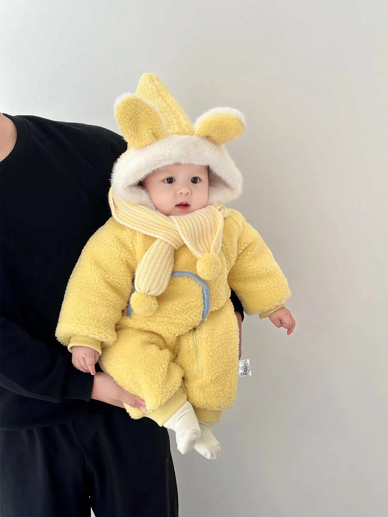 adorable-baby-warm-thiened-hooded-onesie-winter-clothes-korean-sle-infant-toddler-climbing-suit-polyester-fiber-ex