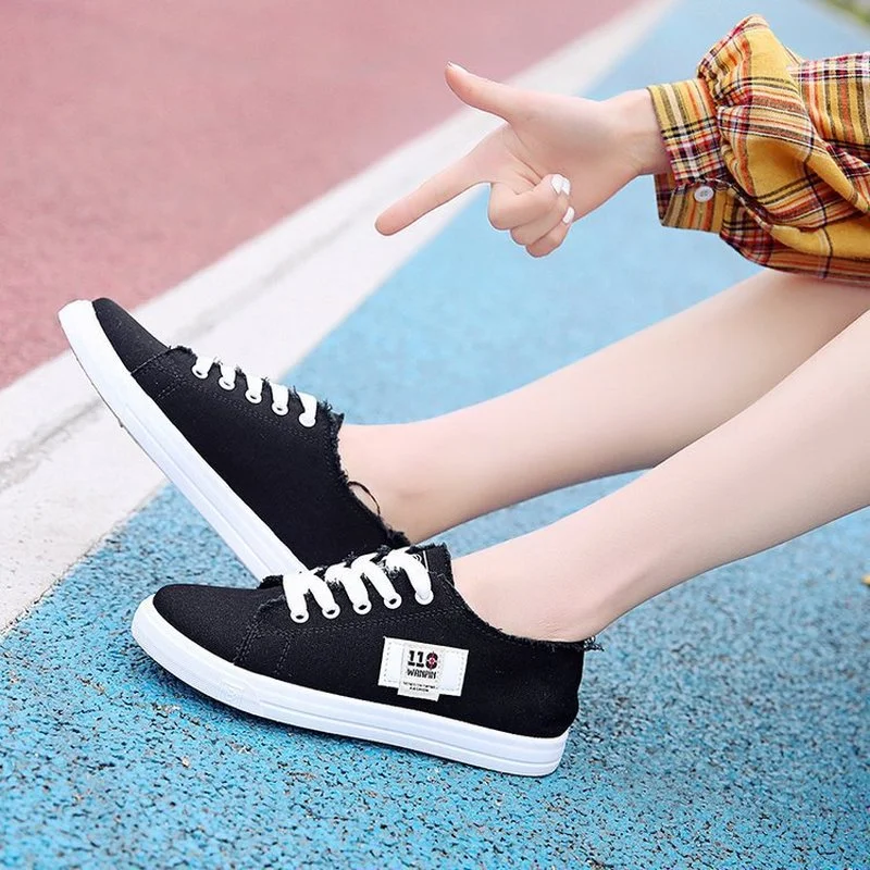 Comemore Fashion Lace Up Canvas Flats Breathable Ladies Sneakers Tennis for Women 2023 Trend New Casual Elegant Woman Flat Shoes