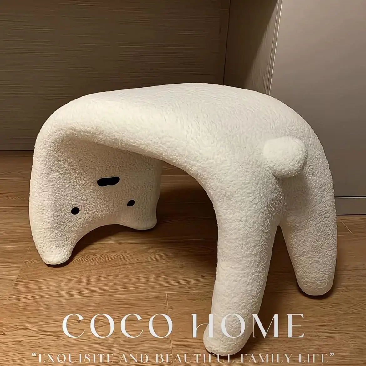 Plush, cartoon high-value dressing stool