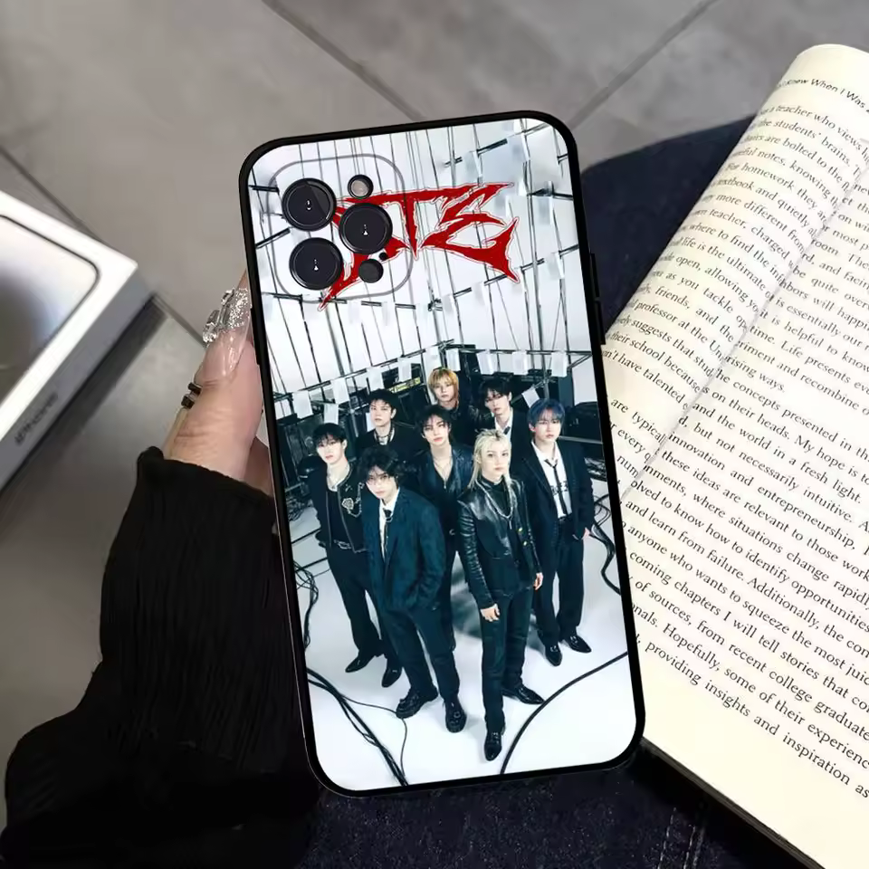 Carcasa Stray Kids iPhone 11