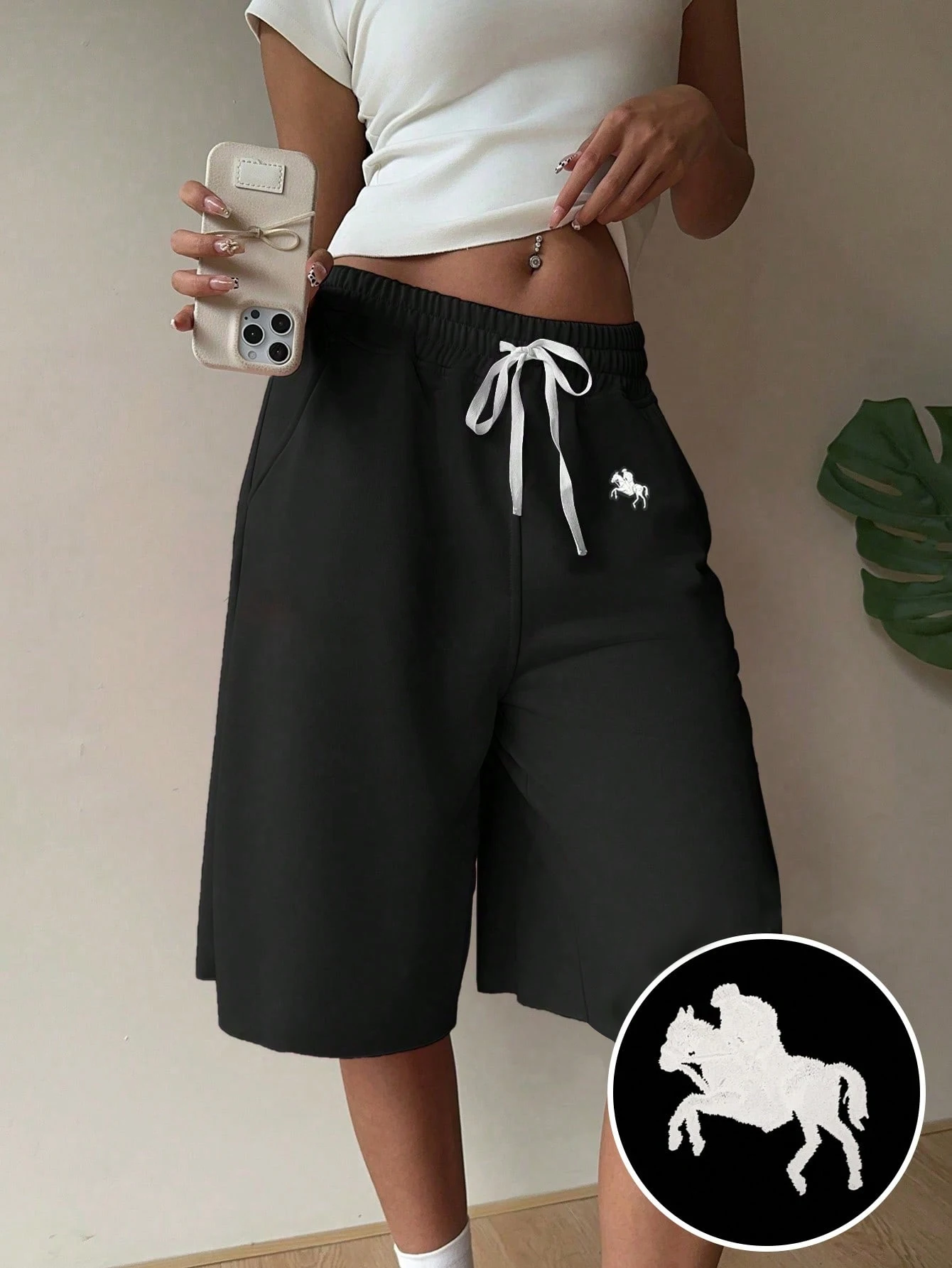 Women's Wide Leg Sweat Shorts Drawstring Casual Lounge Sports Knee Length Bermuda Shorts