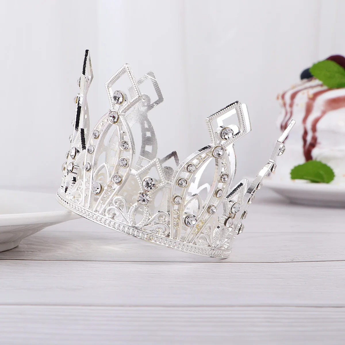 

Crown Decorations Rhinestone Cake Topper Silver Child Beautiful Dessert Crown Birthday Cake Decor Non Edible For Party