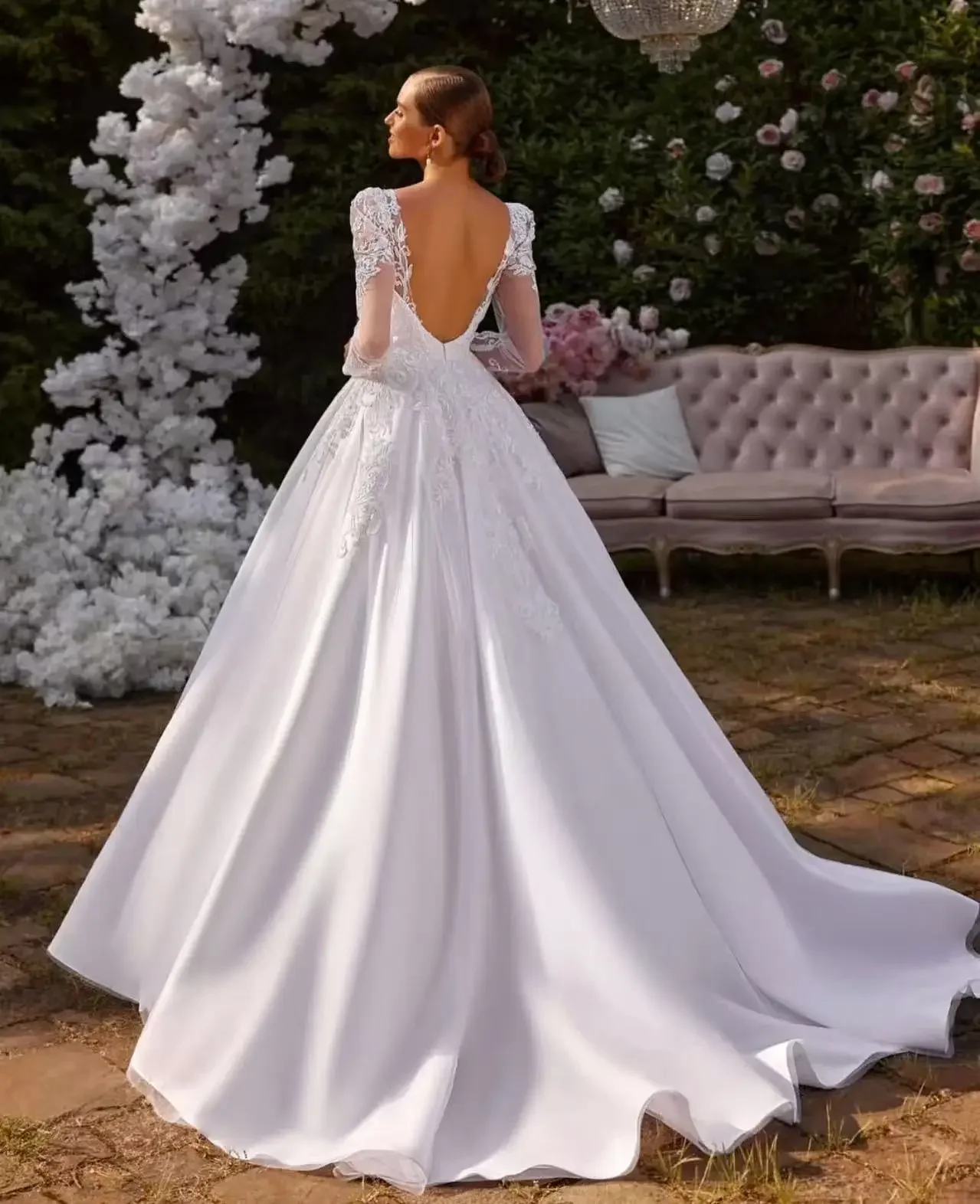 

Customized Beautiful A Line Wedding Dresses Women Robes V Neck Lace Appliques Bride Gowns Long Sleeve Backless vestidos