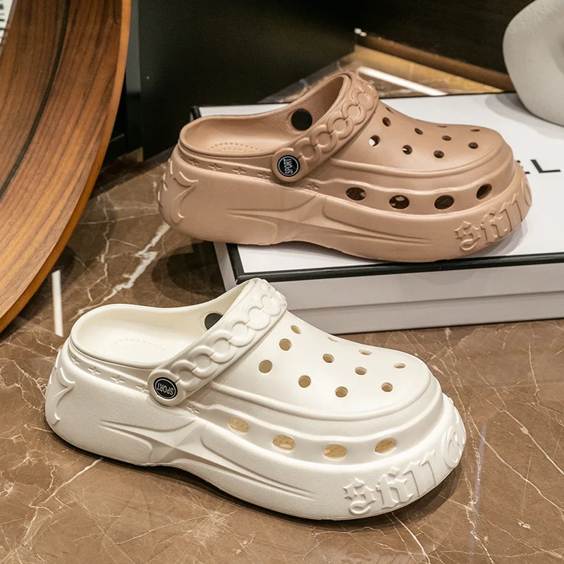 

Breathable Slip Resistant Women Clogs 2025 Summer Thick Sole Fashion Sandals for Beach Outdoor