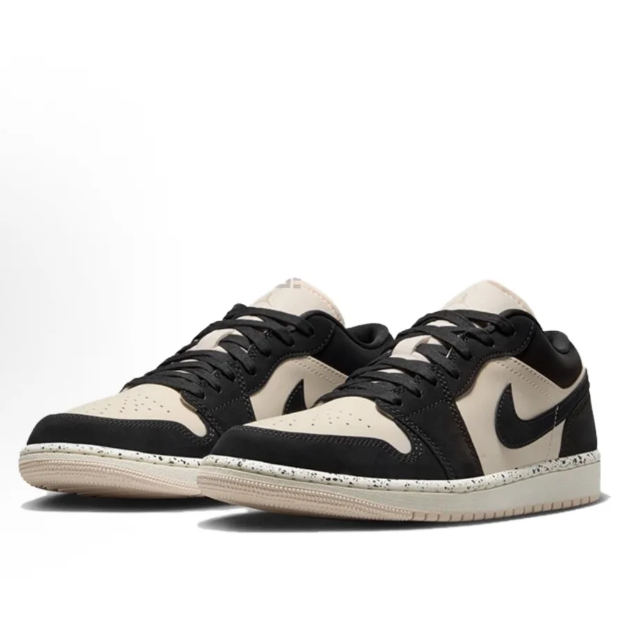 Nike Air Jordan 1 G…