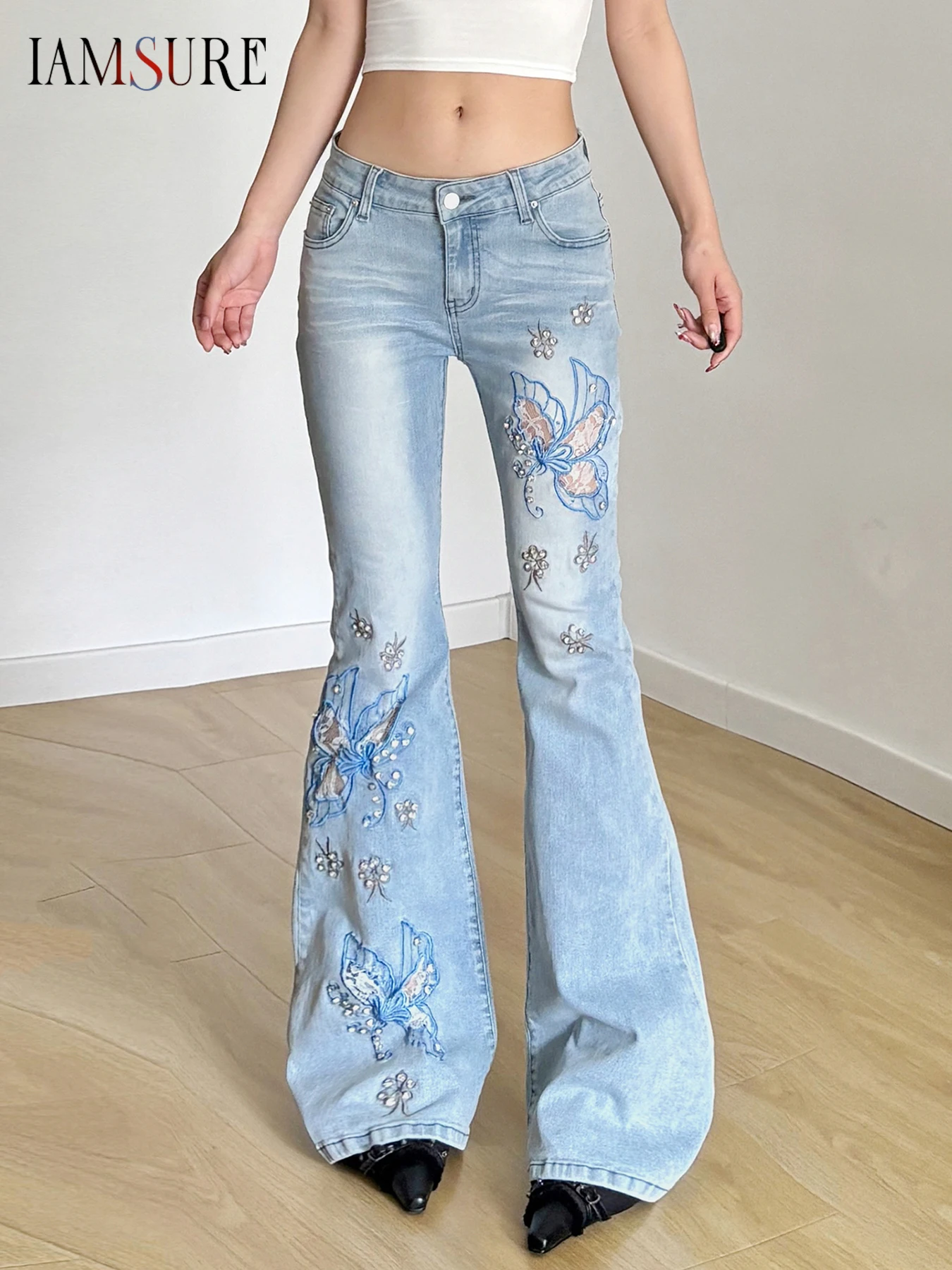 

IAMSURE Sweet Slim Butterfly Embroidery Jeans Casual Low-Waisted Flare Pants Women 2025 Autumn Spring Fashion Streetwear Ladies