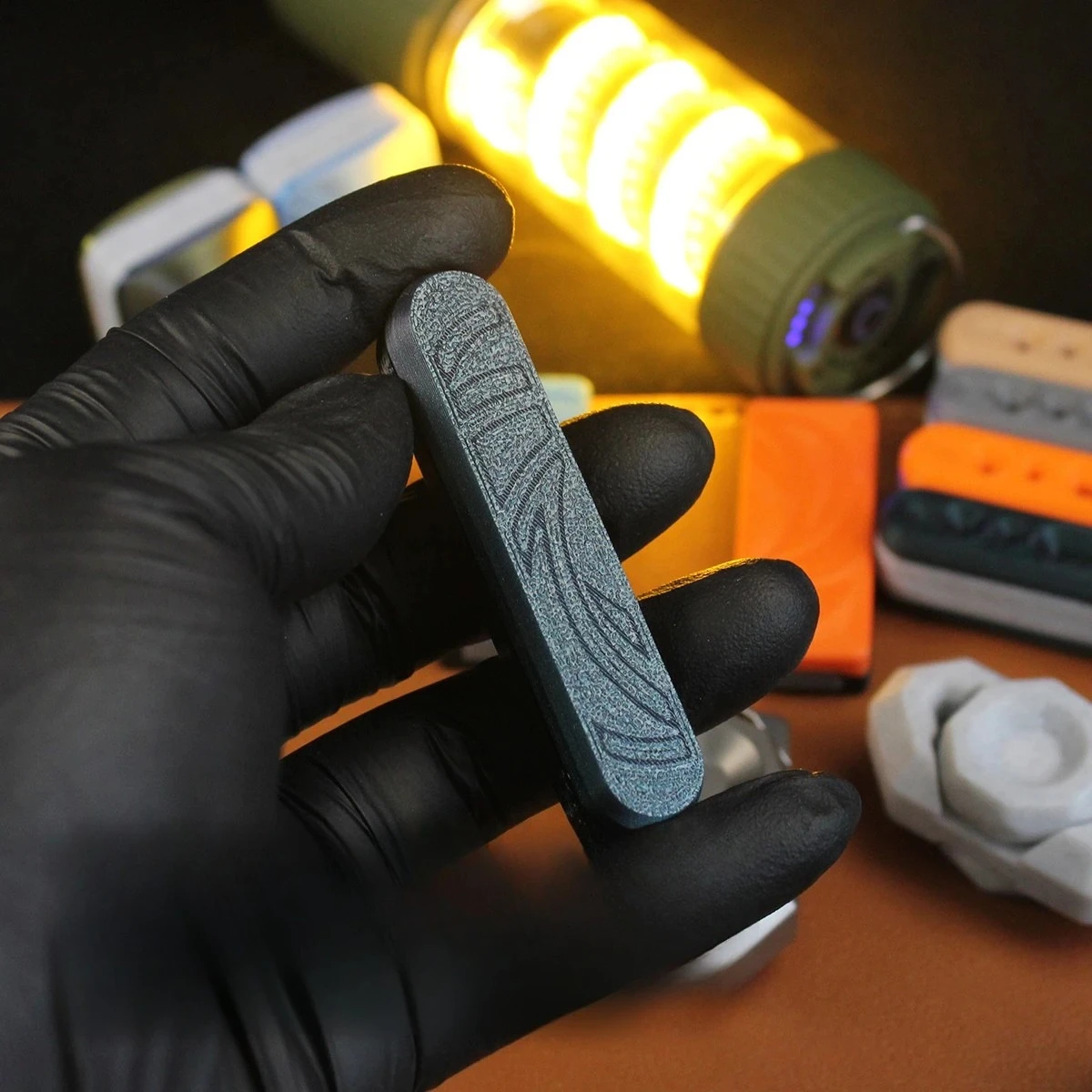 EDC 3D Printed Ultra-Dense Track Direct Push Mechanical Fingertip Card Push Desktop Decompression Toy Relieve Stress