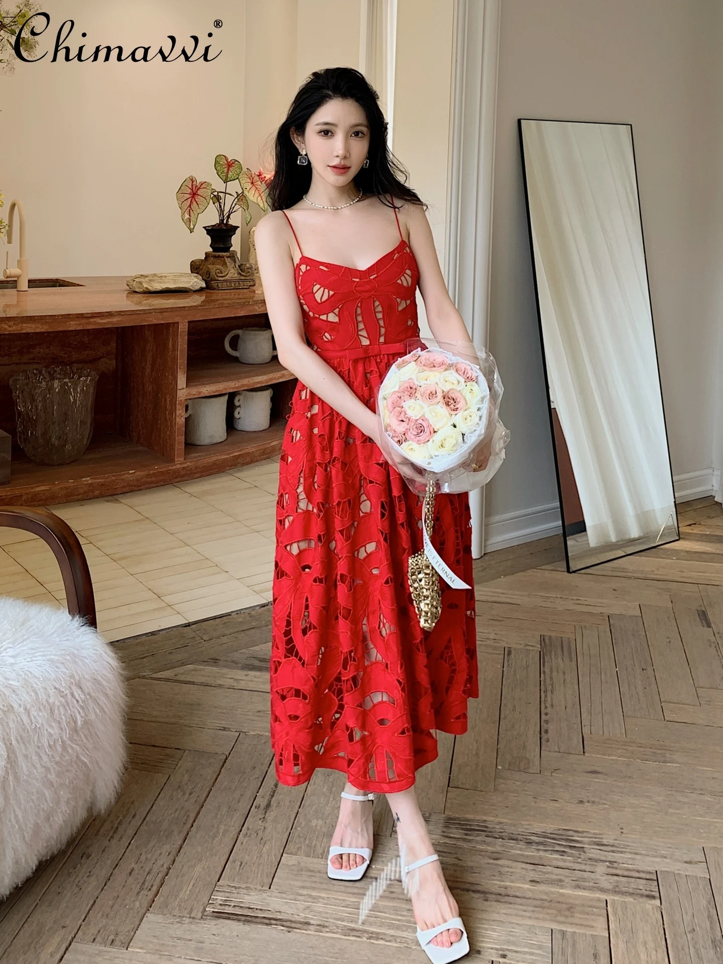 

Summer New High-end French Vacation Style Hollow Embroidery Sexy Suspender Dress Temperament Birthday Party Long Women's Dress