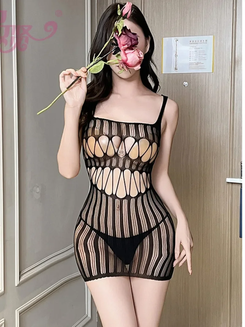

Backless Deep V Suspenders Sleeveless Dress Sexy Thin Charming Elegant Hollow Out Dress Solid Color Transparent Pure Desire 7A9R