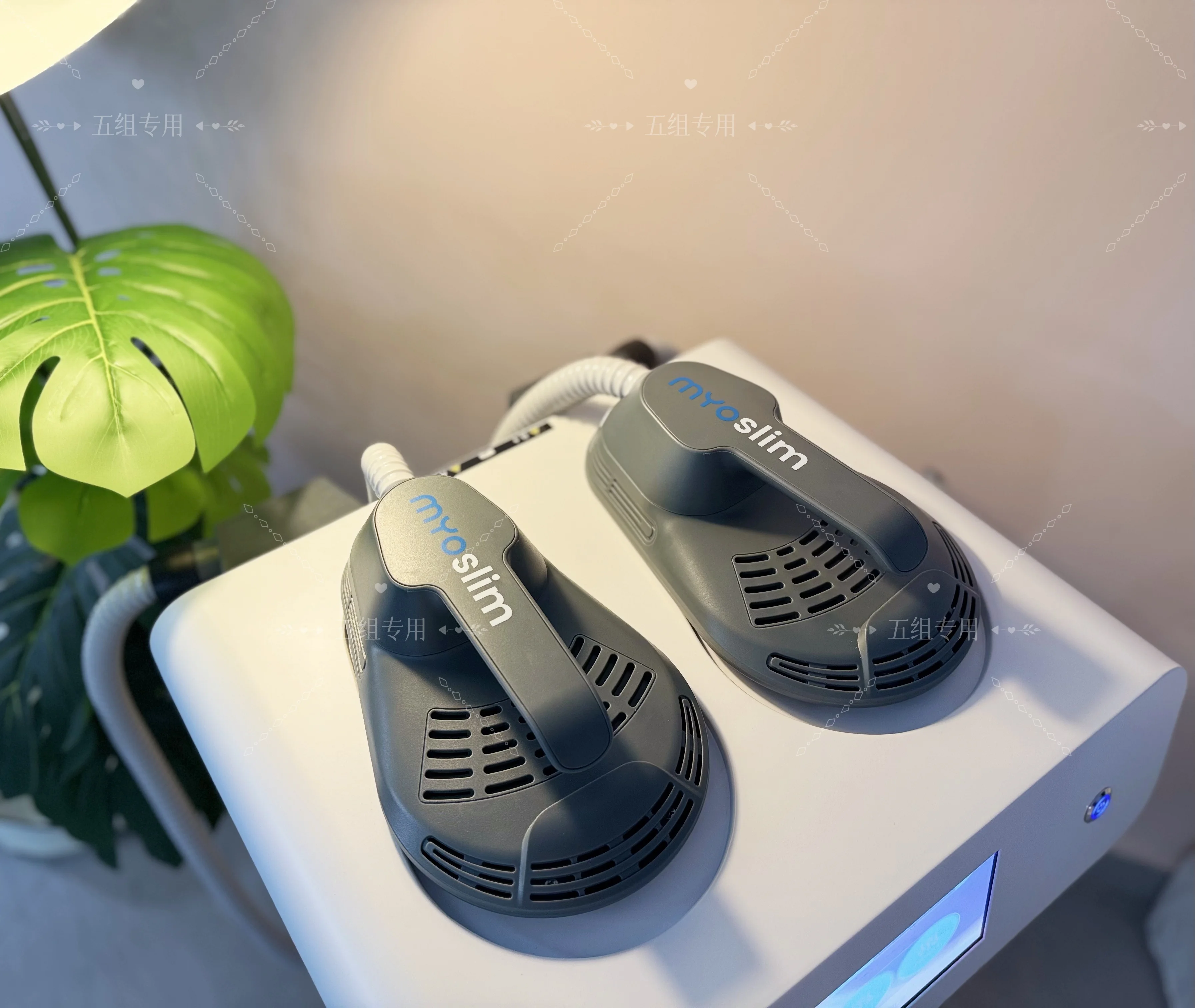 آلات MYOslim بقدرة 6500 وات احترافية محمولة لتنحيف الجسم NEO Nova Rf تحفيز العضلات الكهرومغناطيسية الصغيرة