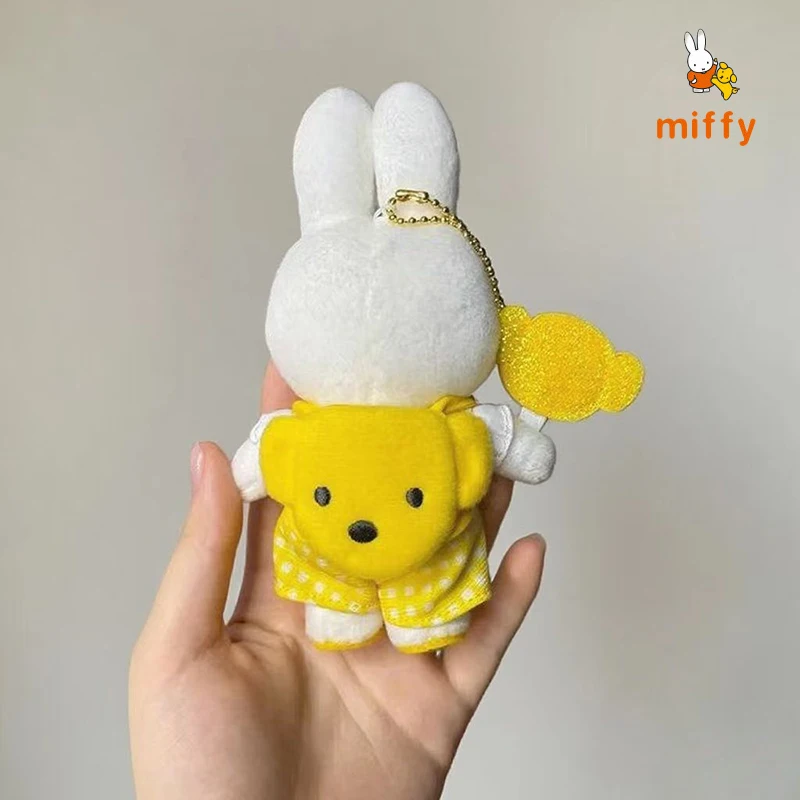 Gelbe Miffy Plüschpuppe, kreativer Cartoon-Rucksack-Anhänger, Kawaii Dopamin, flauschiges Stofftier, Anime-Zubehör, Mädchen, perfektes Geschenk