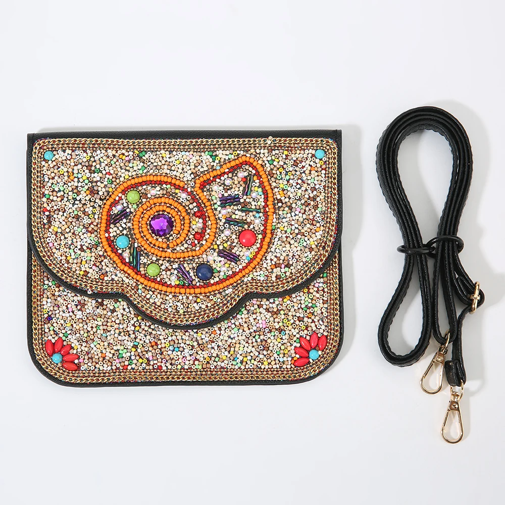 2026 جديد اليدوية مطرز حقيبة الهاتف المرأة الحيوان والزهور نمط العرقية Crossbody الحقيبة الجلدية بوهو ريترو المحمول المحفظة