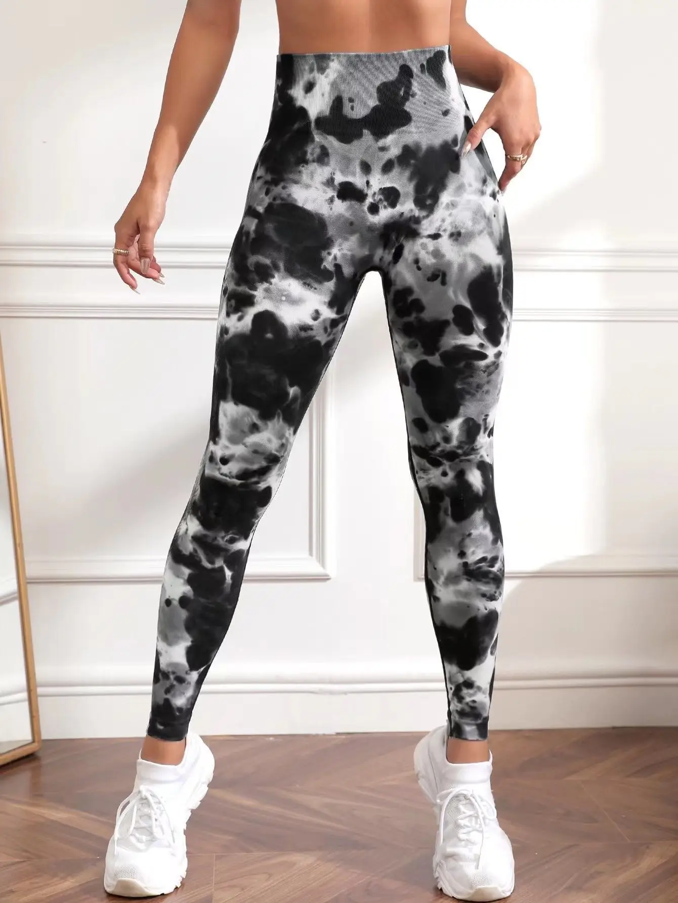 Leggings neri senza cuciture per le donne pantaloni da YOga Fitness a vita alta Leggings tinti in maglia allenamento Butt Lifting calzamaglia sportiva da palestra