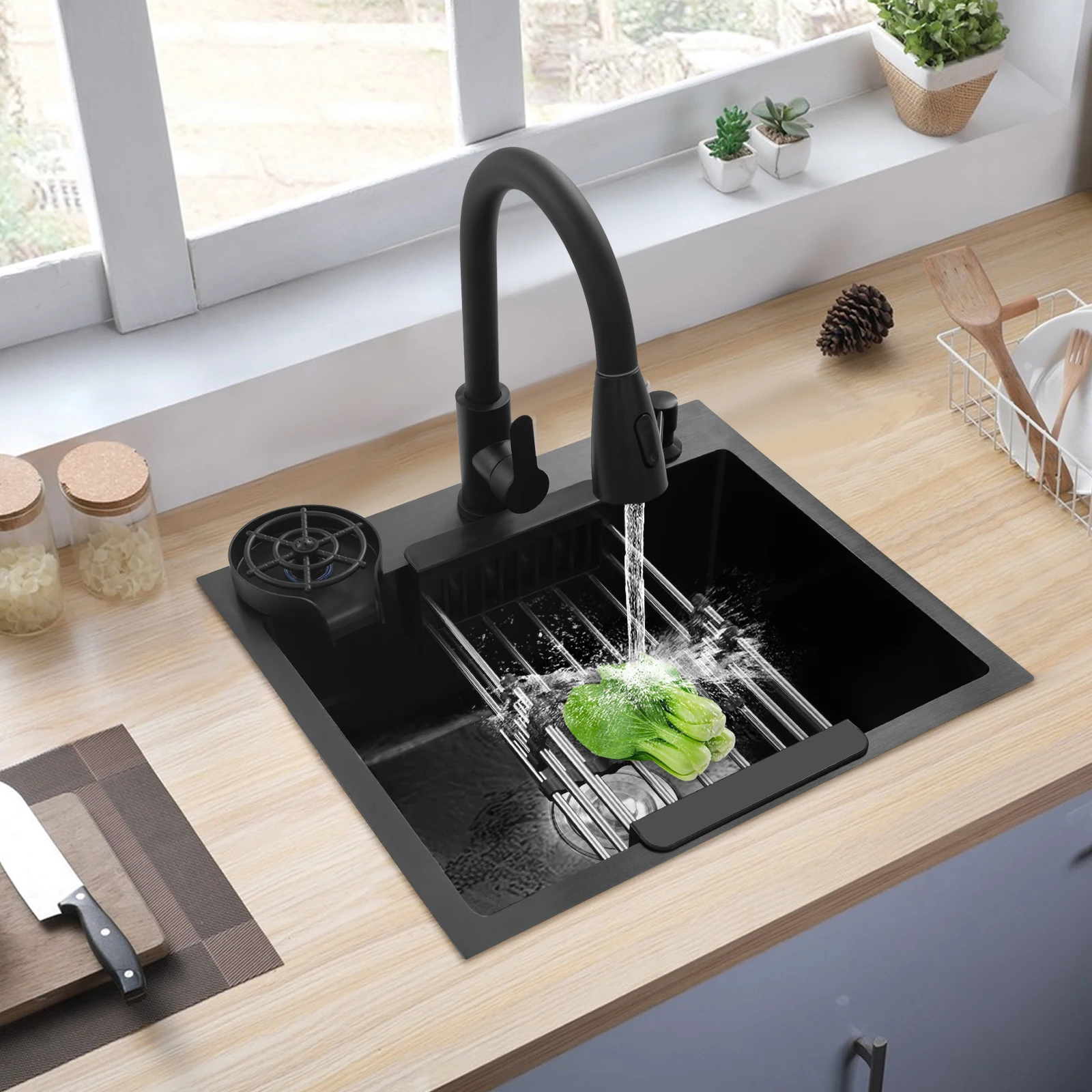 50cm X 40CM Multi-functional Kitchen Sink with Pull-Out Faucet Home Application