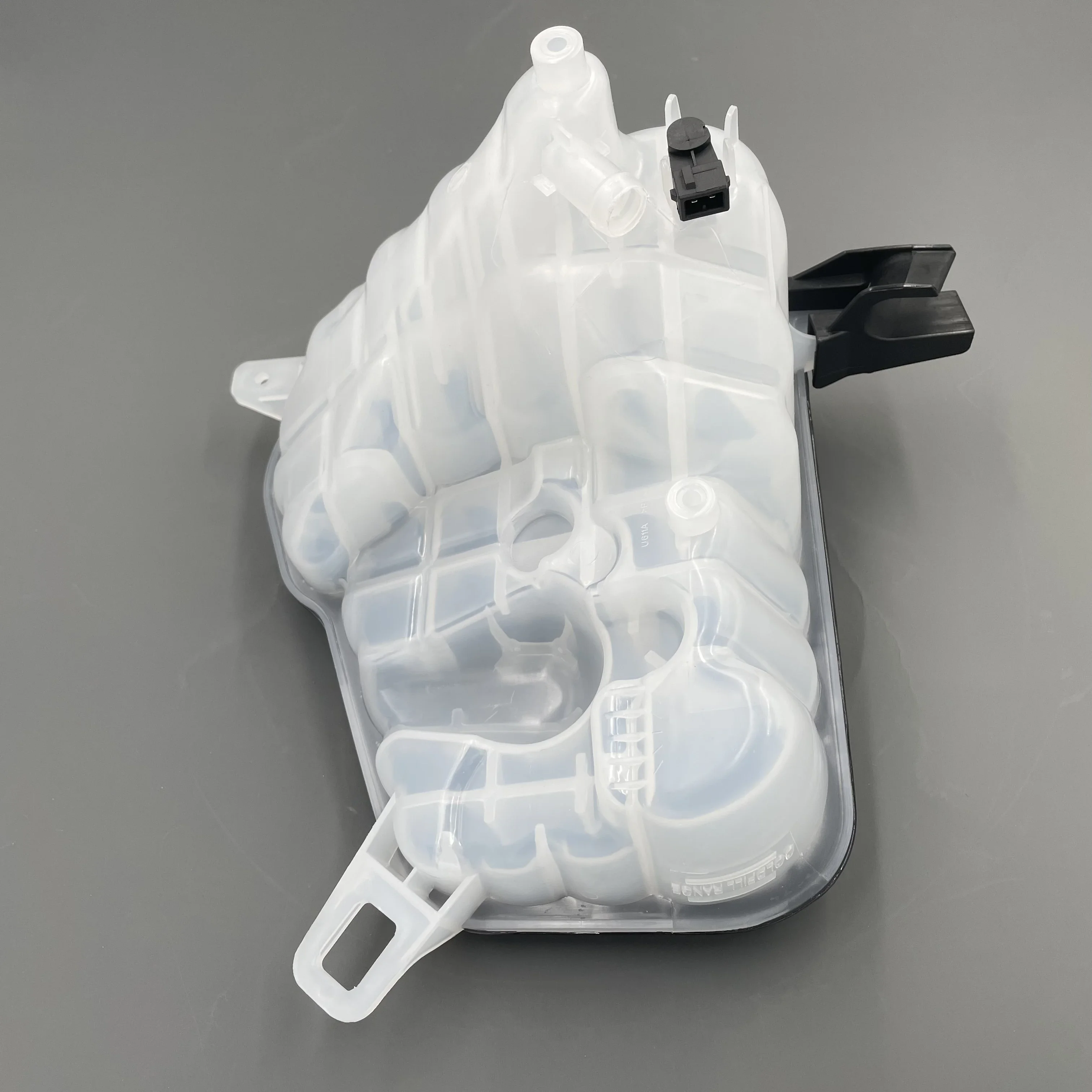

Coolant Radiator Reservoir Tank Bottle Expansion Tank for JAGUAR XJ 3.0 5.0 C2D36671 C2D21487 C2Z22872 C2Z29118 C2D5120 C2Z11292