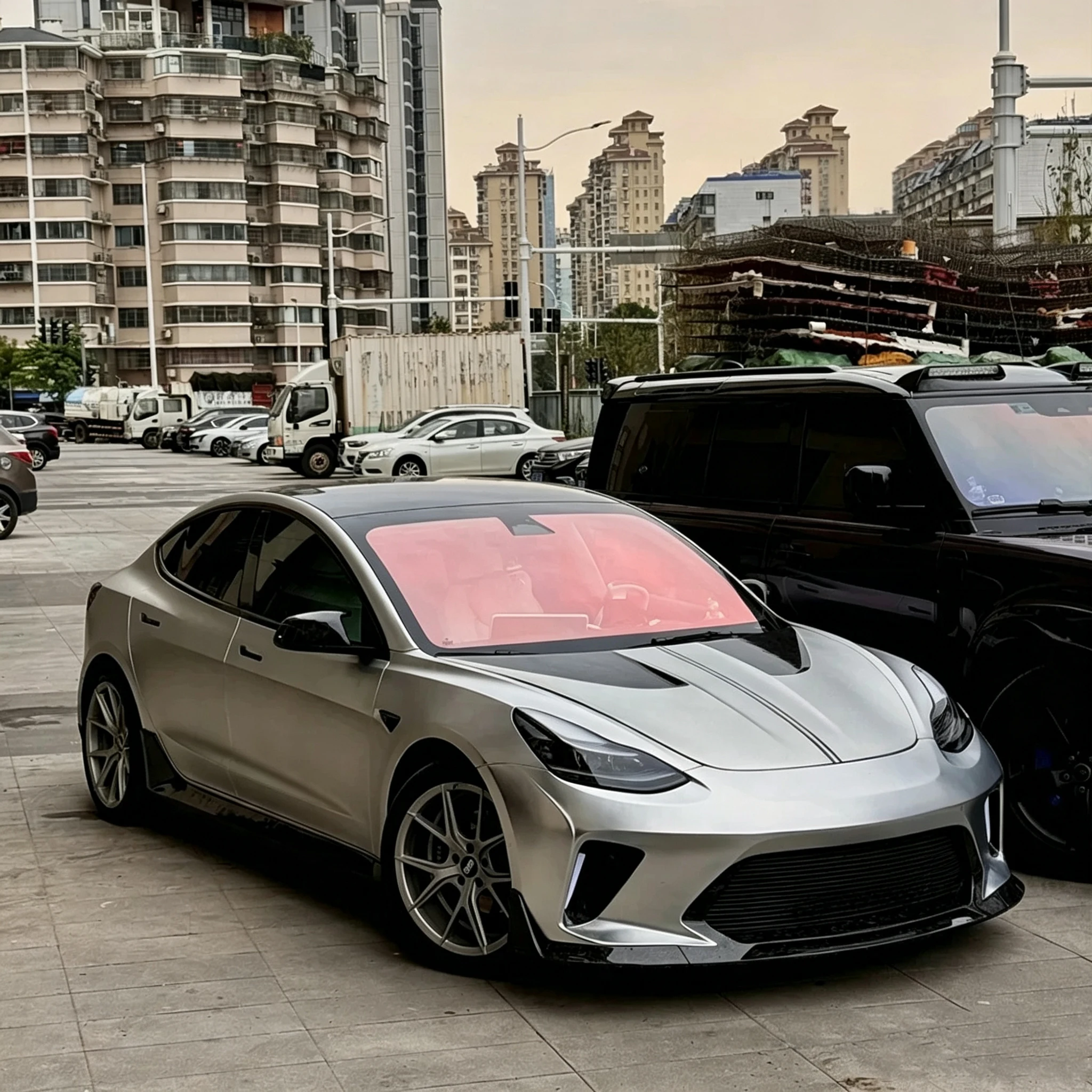 Iridescent Ghost Rose Car Window Film, Color-Shift Chameleon Windshield Tint, UV Blocking Decorative Solar Tint