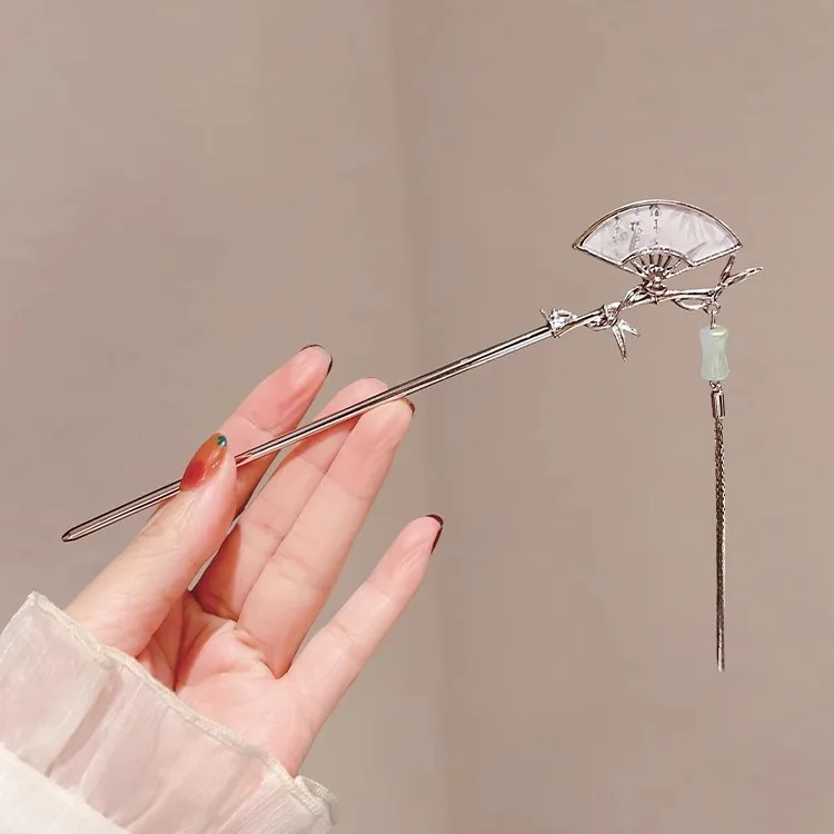 New Chinese Style Fan Design Hair Stick Elegant Tassel Updo Hairpin Vintage Oriental Hanfu Headdress For Women Daily Party Wear
