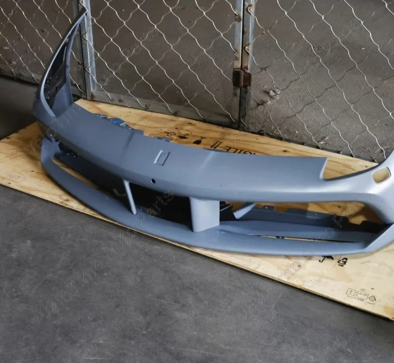 Genuine Original Parts  Front Bumper Assembly for 488 GTB Spider Europe USA RHD LHD with Carbon Fiber Lip 87806010