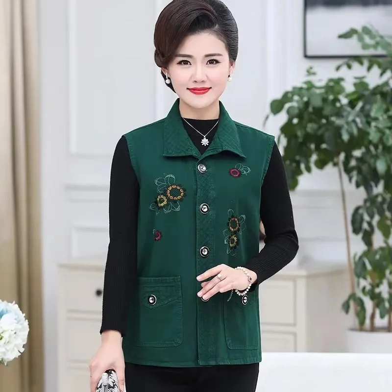 Spring Autumn Middle Aged Mother Embroidery Vest Outwear Turndown Collar Mom's Outfit Waistcoat Coat Women Sleeveless Jacket 5XL