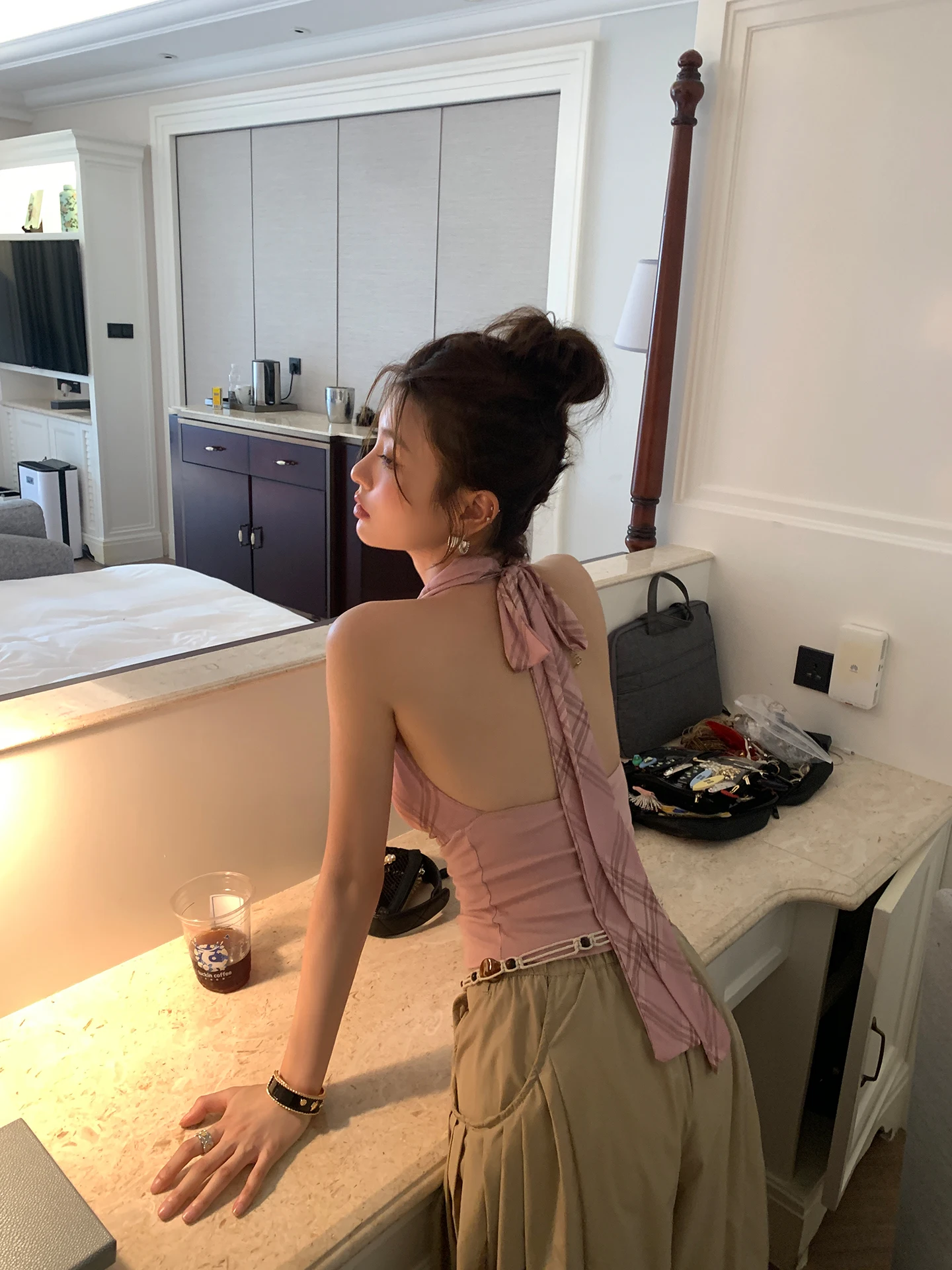 

DULA Good Home Heart-Tobbing Plaid Bal Ne Hanging Vest Women's Summer Spicy Slim Fit Top Knot Splice