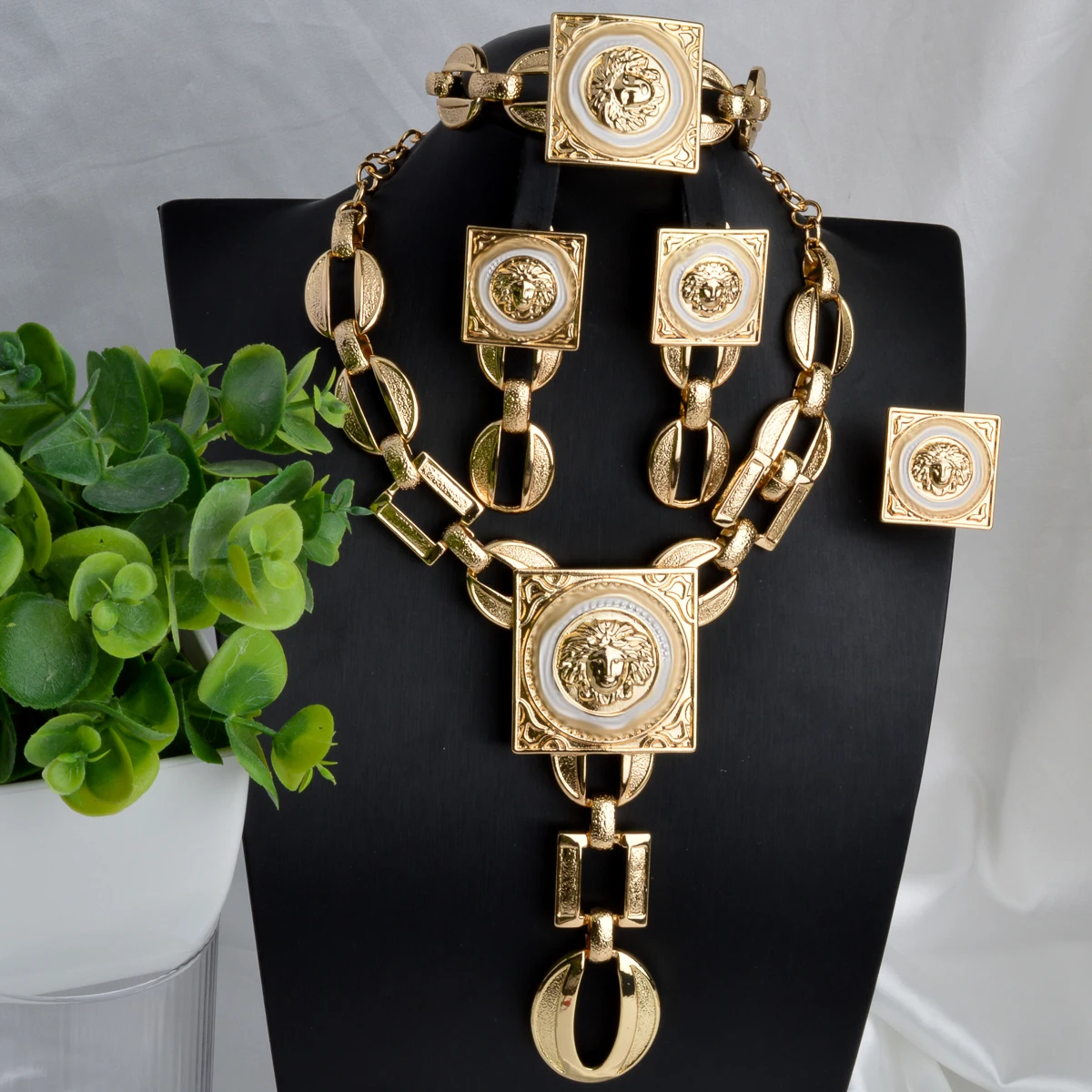 Dubai Luxury Jewelry Set for Women Fashion Gold Color Wedding Gift Necklace Bangles Earrings Adjustable Ring Jewelry Accessories