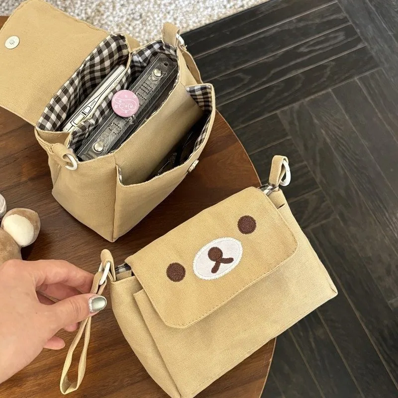 2026 Rilak Kuma Bär Umhängetasche Cartoon Rilak Kuma 3-Schicht-Handtasche Handy-Pass-ID Mini Damen-Aufbewahrungstasche – Detail 4