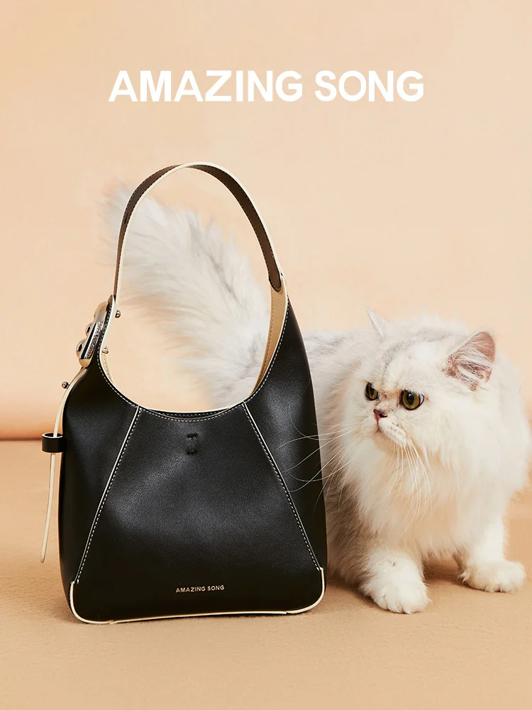 Amazing Song Flat Bucket Bag