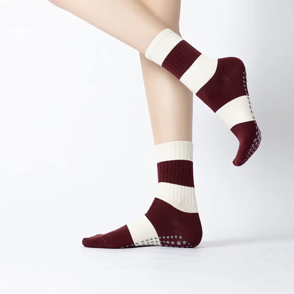 1Pair Dark Red Stripes Yoga Pilates Socks for Women Non-Slip Floor Sports Calf Socks Fashion All-Match Trend Socks