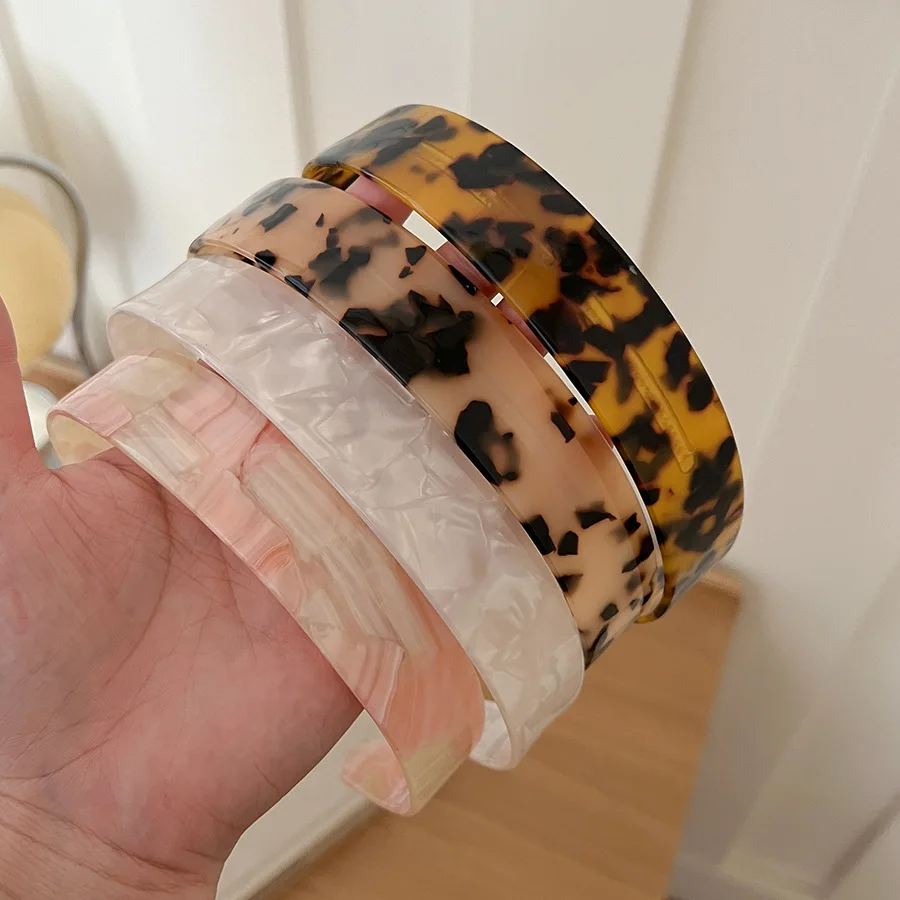 

Широкая повязка для волос в корейском стиле из черепахового ацетата 2025, трендовая утолщенная удобная повязка на голову, офисные минималистичные аксессуары, подарок