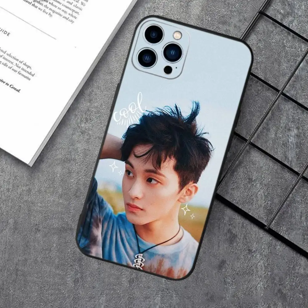 حافظة هاتف Kpop Mark Lee N-Nct لهاتف iPhone 17,16,15,14,13,12,11,XS,XR,X,8,7,Pro,Max,Plus,Mini,Air,e غطاء أسود من السيليكون #5