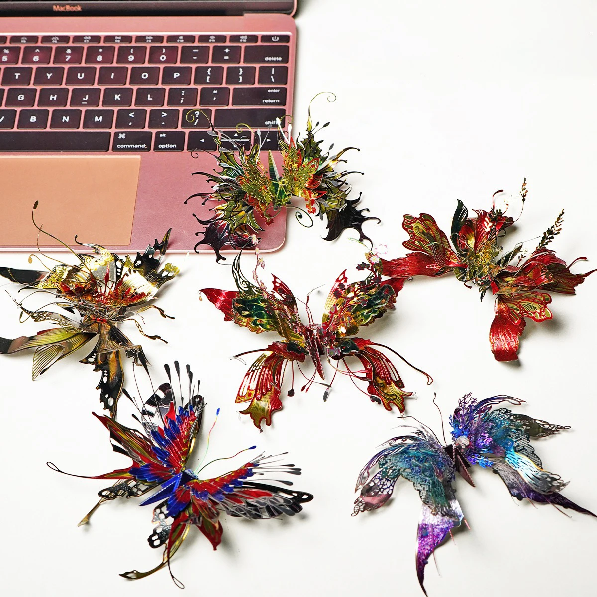 

Multicolour Beautiful Butterfly 3D Metal Puzzle embodies Implied meaning of Love Health Fortune Friendship Assembly Model Puzzle