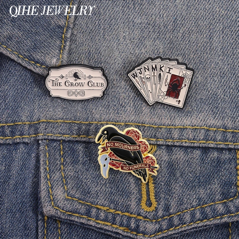Broche The Crow Club No Mourners No Funerals, alfileres esmaltados, Punk, araña, calavera, póker, broches para miembros de WJNMK, insignia de solapa, regalo de joyería
