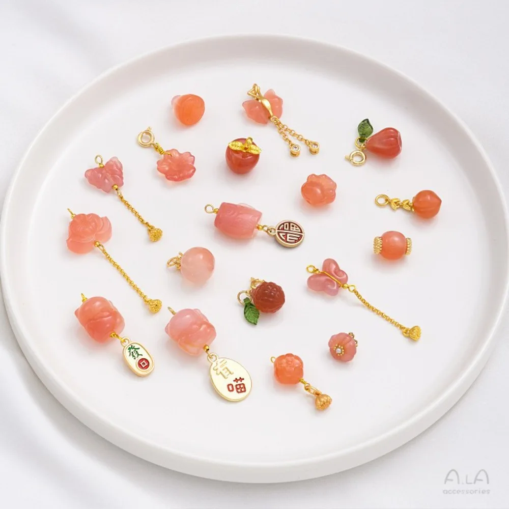 

Natural Nanhong Yanyuan Candy Pendant Butterfly Lotus Pod Lotus Lucky Cat Peach Raspberry Pendant Earrings Pendant