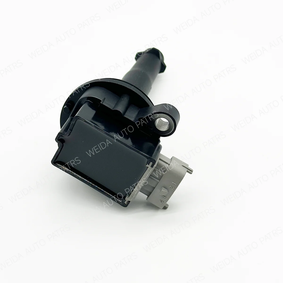 

1/4pcs New Ignition Coil For Volvo C30 C70 S40 S60 S80 V40 V50 V60 V70 XC60 L5-2.4L 2.5L 30713417 6M5G12029AA 0221604010 UF517