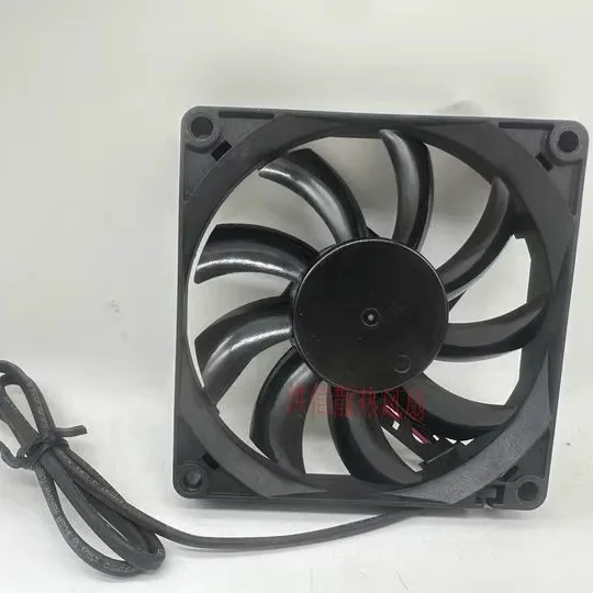 

Young Lin DFB801512H DC 12 В 2,0 Вт 80x80x15 мм 2-проводной охлаждающий вентилятор для сервера
