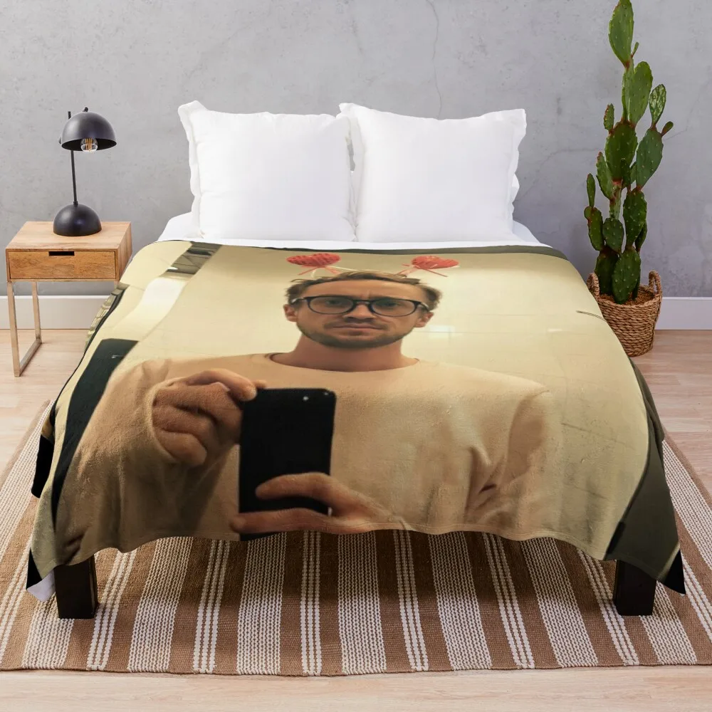 tom felton blanket Throw Blanket Comforter Blanket Tourist Blanket Hairy Blanket Nap Blanket