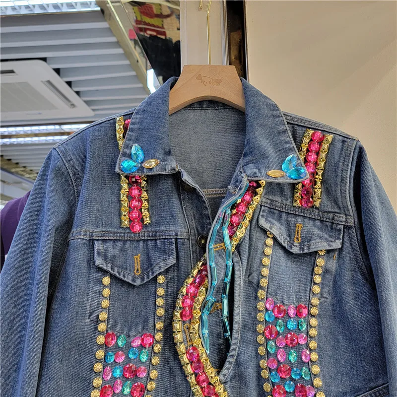 Lente Nieuwe Vrouwen Blauw Kort Denim Jack Kralen Diamant Onregelmatige Single-Breasted Casual Lange Mouwen Jeans Jack Chaqueta Mujer