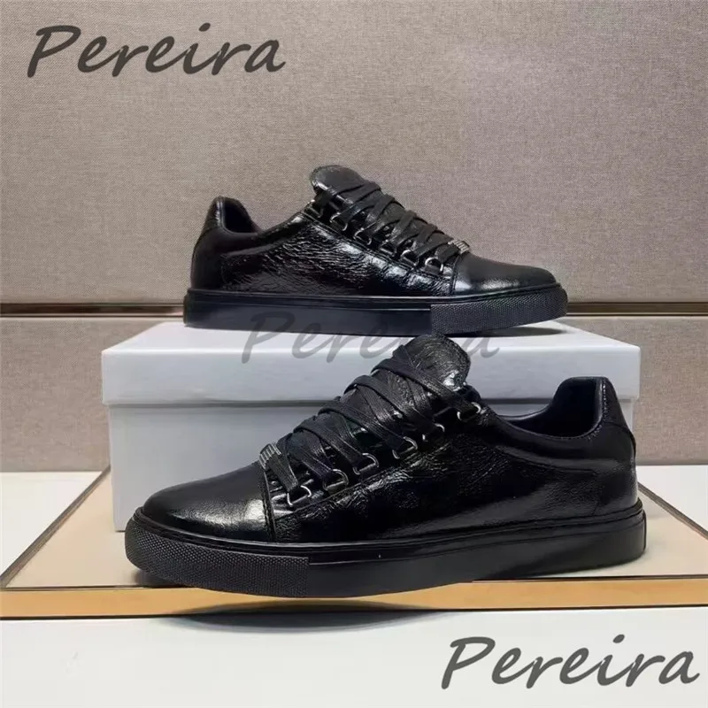 

Round Toe Lace-Up Thick Soled Sneakers for Men Classic Pleated Cowhide Skateboard Shoes Trendy Versatile Outdoor Casual Flats