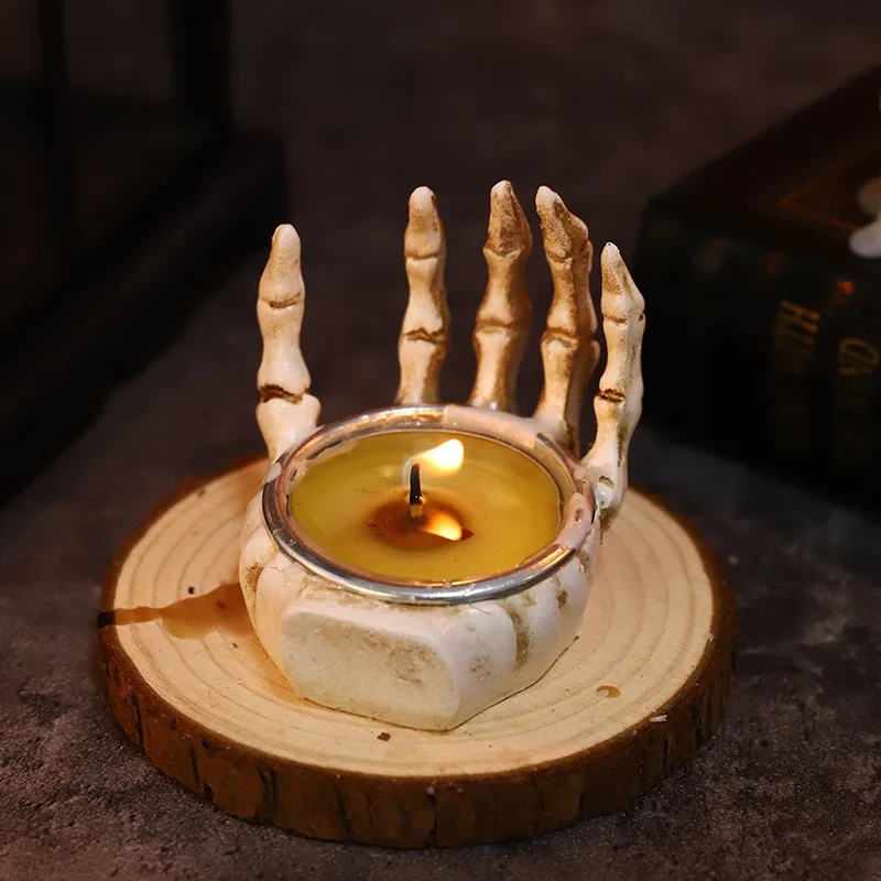 Halloween Skull Candle Holder Resin Wizard Hand Candlestick Festival Home Happy Haunting party Decor