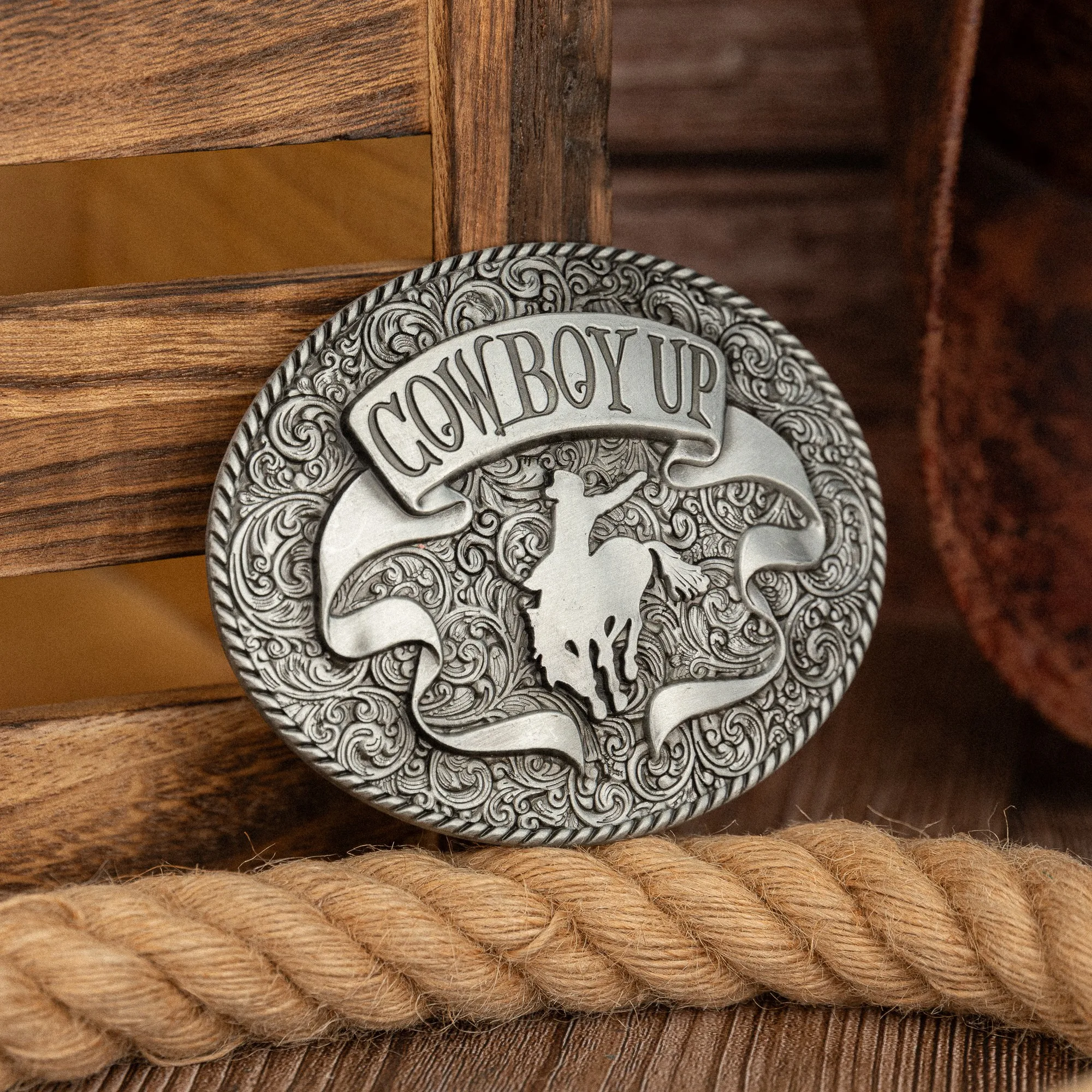 Uma fivela de dois cavalos/Colosseum/cavalheiro, uma fivela de cinto masculina ocidental única e versátil