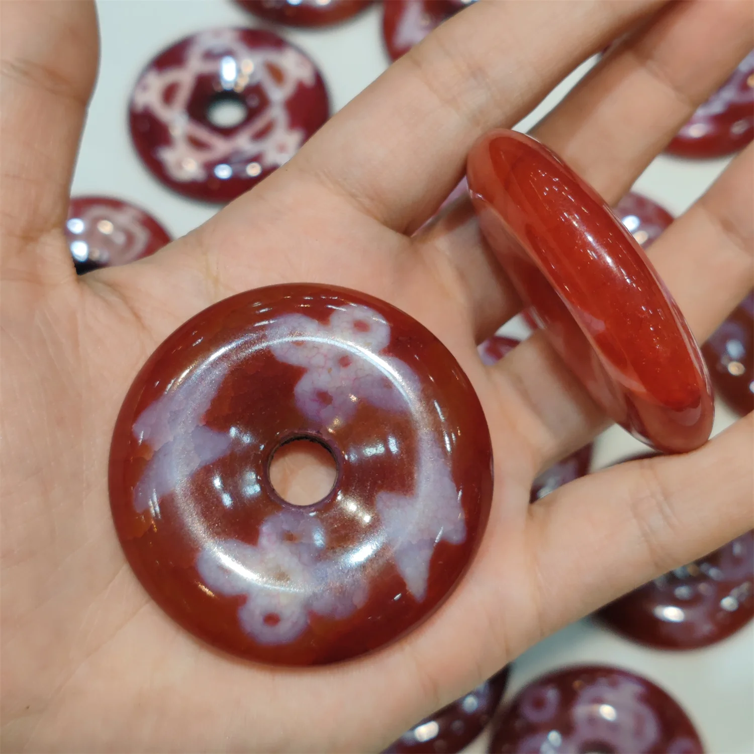 

1pcs/lot Natural Agate Dzi Red beads Ping An buckle shape 50mm Treasure bottle Five-eyed lightning Wealth diy Necklace pendant