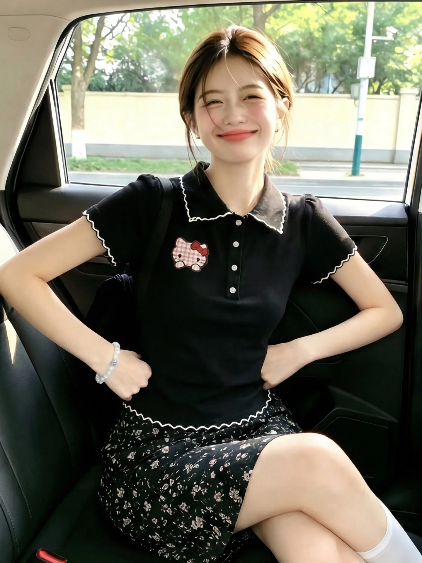 

Black Neck Short Sleeve T-Shirt Women's Fashion Slim Fit Button up Half Open Collar Turn-down Collar Top for Summer